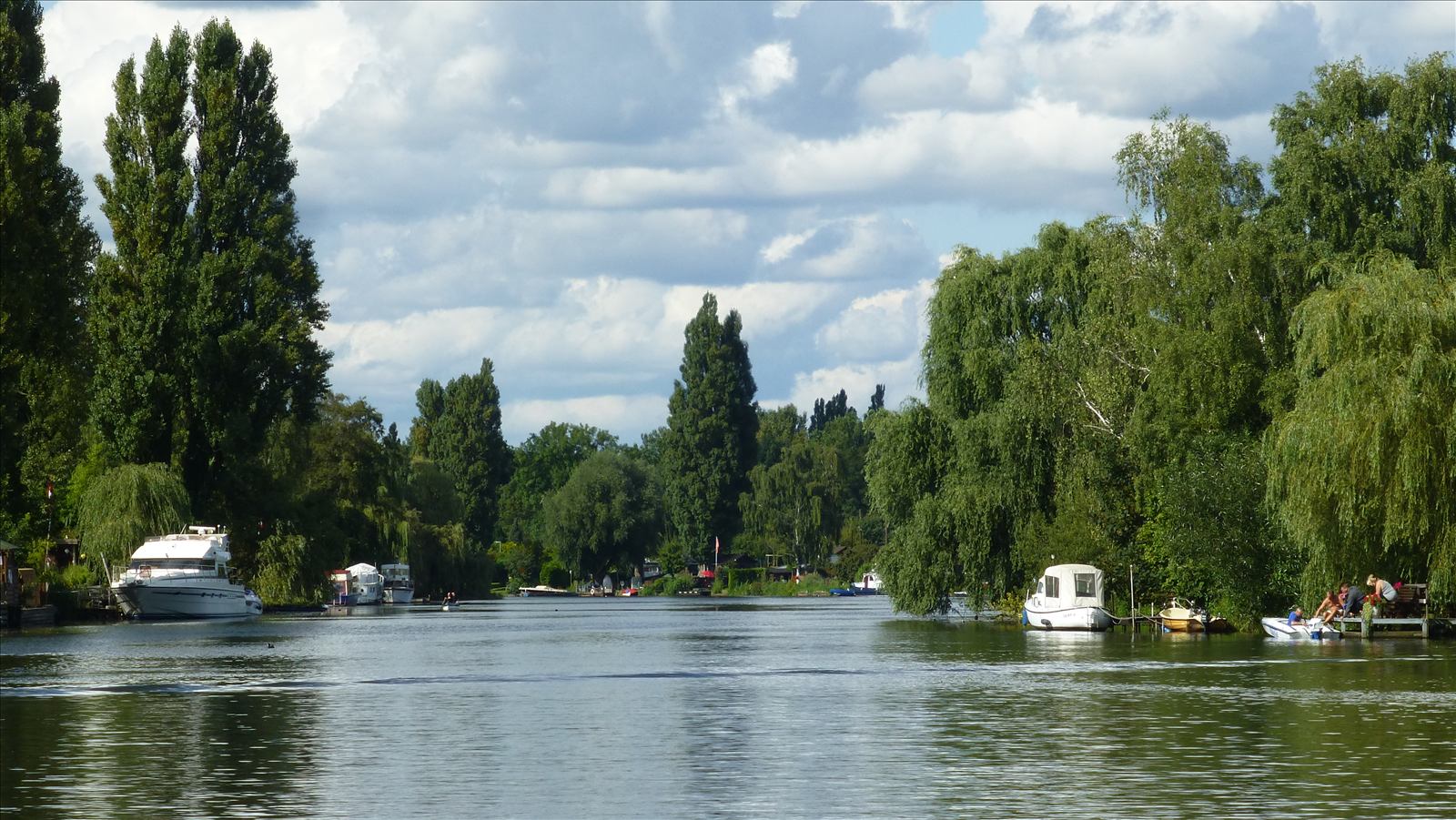 Streifenfahrt rund um die Billerhuder Insel